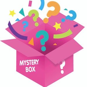 Mystery box of REssential tops